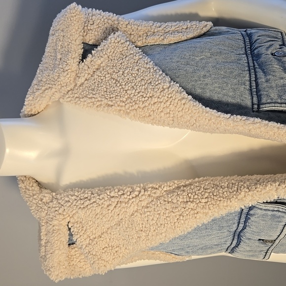 Jason Wu Edit Medium Blue Wash  Sherpa Denim Vest Size Small - Picture 5 of 16